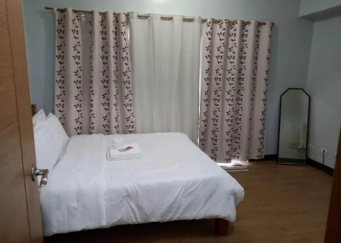 Morgan Bgc Shortwalk1 Venice Mall Free Pool Apartment